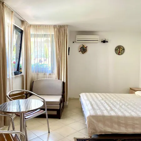 Daris Гостевой дом 3*