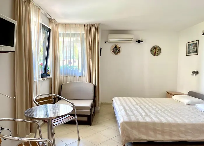 дарис Къща за гости 3*